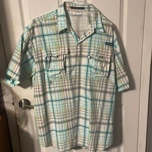 Columbia pfg button up shirt